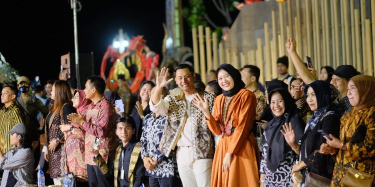 Gelar Cipta Karya Busana dan Pengukuhan Komunitas TFC & TCF