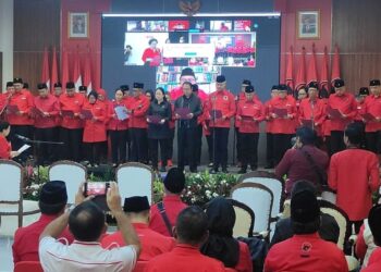Megawati Lantik Ganjar hingga Ahok Jadi Ketua DPP PDI-P