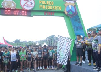 Ribuan Peserta Bhayangkara Fun Run 7.8 Km Polres Mojokerto Dongkrak Pariwisata Trawas