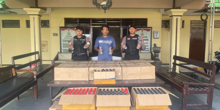 Polisi Gagalkan Pengiriman Satu Truk Arak Bali ke Kota Mojokerto
