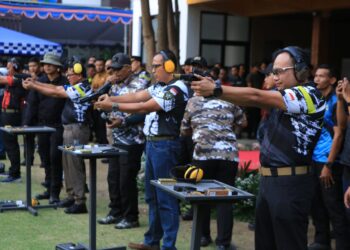 Polda Jatim Gelar Lomba Menembak Kapolda Cup Peringati HUT Bhayangkara ke 78