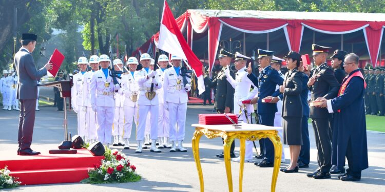 Michael Josua, Perwira Remaja Polri Pertama dan Satu-satunya Penganut Konghucu yang dilantik Presiden Jokowi