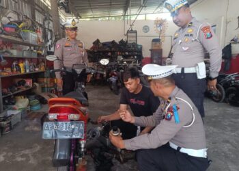 Polres Ponorogo Kampanyekan Kamseltibcarlantas Dalam Operasi Patuh Semeru 2024