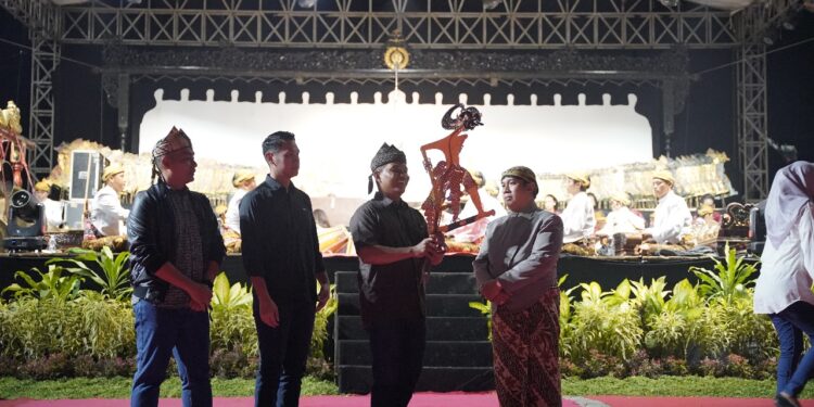 Pagelaran Wayang Kulit Hari Bhayangkara Bersama Ki Bayu Aji