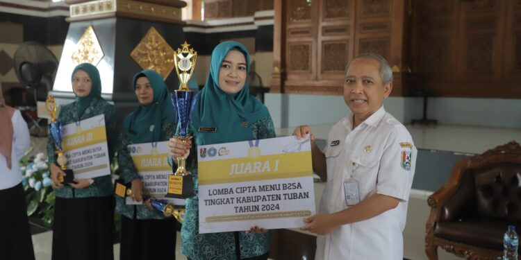 Team PKK Kecamatan Rengel Sabet Juara I Lomba Cipta Menu B2SA