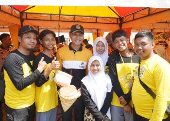 Mas Lindra Hadiri Puncak Hari Koperasi