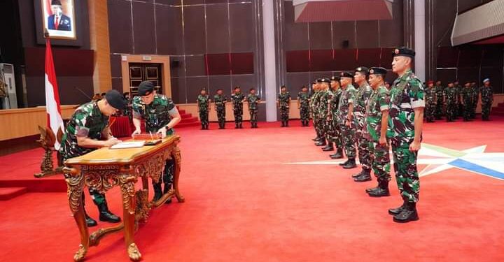 Kasum TNI Pimpin Sertijab Kapuspen TNI, Kapusjarah TNI, Kapusinfolahta TNI dan Kapus RB TNI