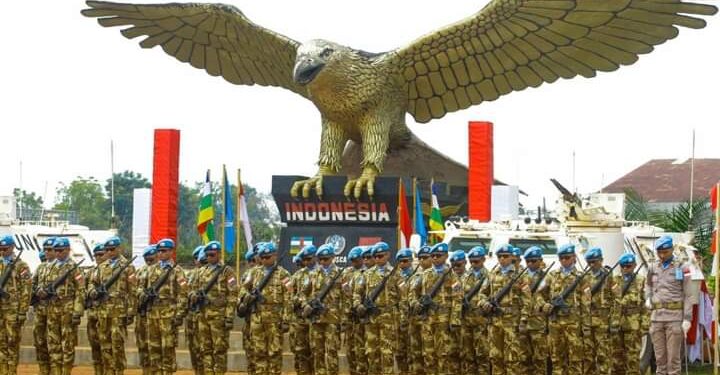 Satgas Kizi TNI Konga XXXVII-J Minusca Car Bersama INDO FPU 5 Kibarkan Sang Merah Putih Di Daerah  Misi