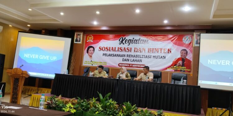 Elia Joko Sambudo DPRD Dapil 2 Fraksi PDIP , menggelar sosialisasi dan bimbingan teknis pelaksanaan Rehabilitasi Hutan dan Lahan (RHL)