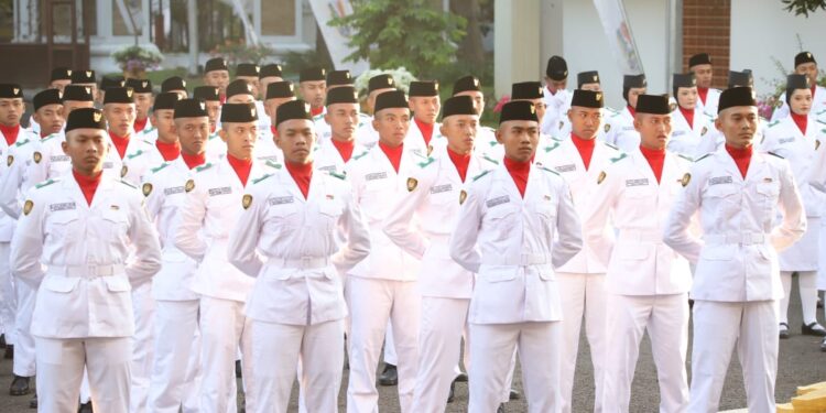 Paskibraka Kabupaten Tuban 2024 Dikukuhkan Bupati
