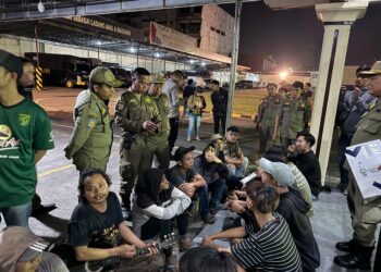 Resahkan Warga, Polres Mojokerto Kota bersama Satpol PP Berhasil Amankan Puluhan Pengamen Jalanan