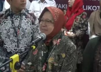 Risma-Gus Hans Jalani Pemeriksaan Kesehatan Fisik di RSUD Dr Soetomo Surabaya