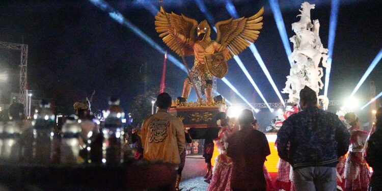 Menginjak Tahun Ketiga 41 Regu Tuban Specta Night Carnival  berlangsung Spektakuler