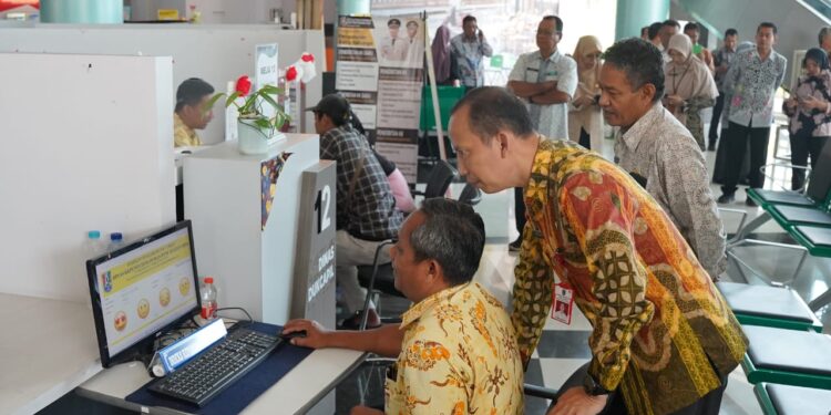 Pjs. Bupati Tuban Tinjau Pelayanan Publik dan Kesehatan