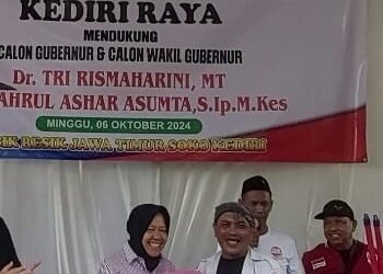 Aliansi Gerakan Rakyat Untuk Risma – Gus Hans ( Agraris) Kediri Gelar Giat Kerja Bakti Lingkungan