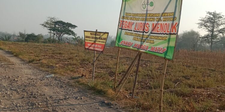 Miris, Tambang Galian C di Mojokerto Mendapat Penolakan Ratusan Warga Desa Sawo