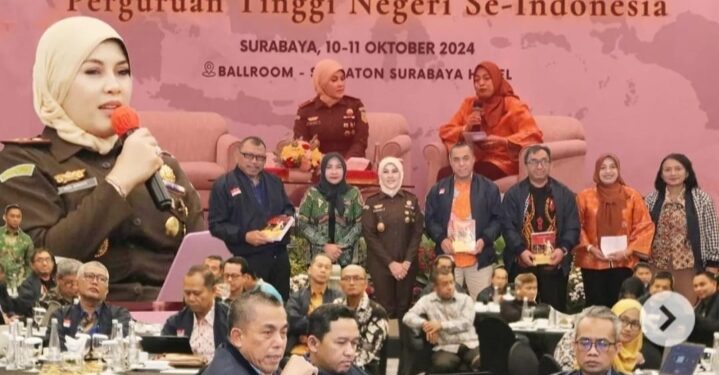 Kajati Jatim Sampaikan Peran Kejaksaan Dalam Tata Kelola Perguruan Tinggi Yang Akuntabel dan Transparan