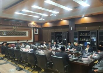 Dewan Perwakilan Rakyat Daerah Jawa Timur tetapkan pimpinan alat kelengkapan dewan