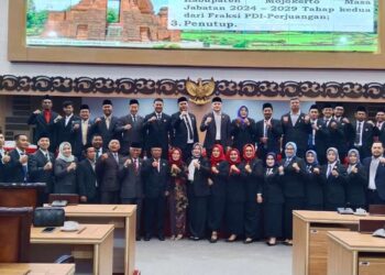 Pengucapan Sumpah Janji Wakil Pimpinan DPRD Kabupaten Mojokerto Periode 2024-2029