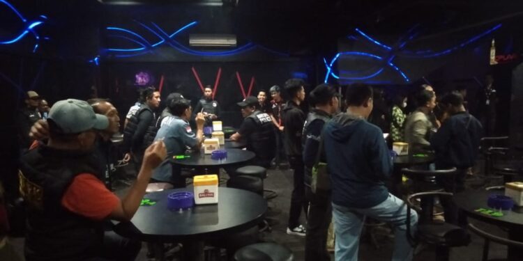 SatRes Narkoba Polres Tuban Gelar Operasi Gabungan Dalam Pemberantasan Peredaran Narkoba Di Hiburan Malam