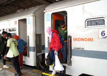 KA Kahuripan Masih Menjadi Pilihan Utama Pelanggan dari Daop 7 Madiun Menuju Bandung