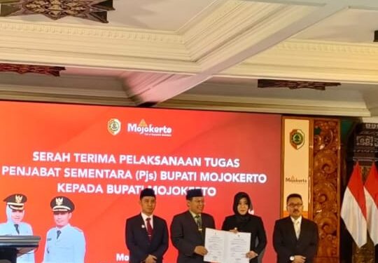 Dua Bulan Menjabat Pjs Bupati Mojokerto, Akhmad Jazuli Serah Terimakan Kembali Kepada Ikfina