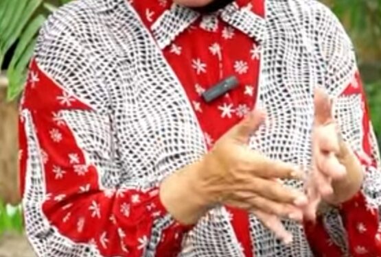 Kunjungi Eks Lokalisasi Dolly, Risma Komitmen Entaskan Kemiskinan di Jatim