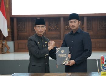 Mas Lindra Kembali Pimpin Kabupaten Tuban Setelah Serah Terima Jabatan Pjs Bupati