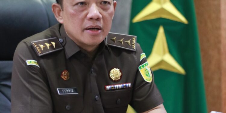 Kejaksaan Agung Memeriksa 1 Orang Saksi Terkait Kasus Import Gula