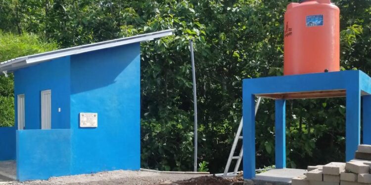 Pembangunan Air Bersih dan MCK di Desa Batok Rampung