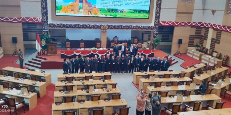 DPRD Kabupaten Mojokerto Gelar Rapat Paripurna Penetapan Bupati dan Wakil Bupati Terpilih