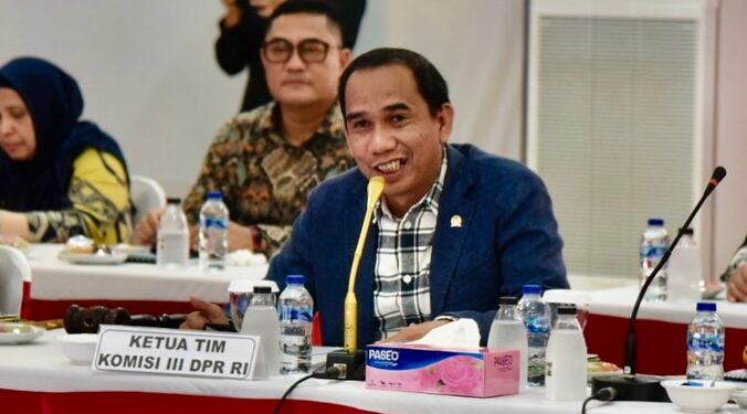 Komisi III DPR: Kapolri Tunjukkan Sikap Bijaksana Merespons Lagu ‘Bayar Bayar Bayar