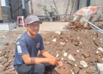 Warga Desa Tiron yang Terdampak Tol Kediri-Tulungagung Kembali Geruduk Balai Desa, Ini yang Dilakukan