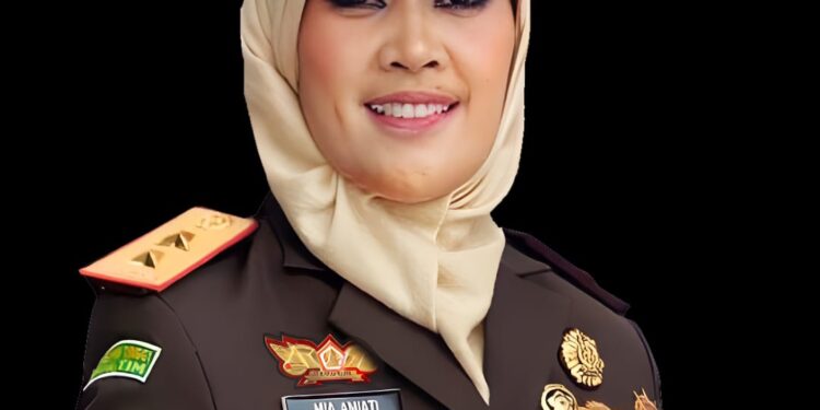 Prof (HCUA) Mia Amiati Jabat Komisaris Independen Bank Mandiri