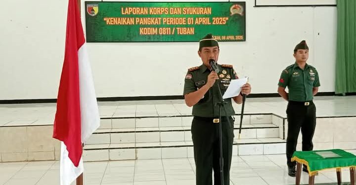 Komandan Kodim 0811/Tuban Pimpin Acara Kenaikan Pangkat Prajurit Perwira, Bintara Dan Tamtama