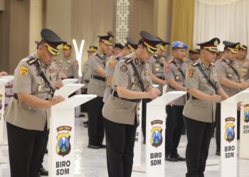 Kapolres Tuban Diganti, Kapolda Jatim Pimpin Sertijab, Pejabat Utama dan  Sejumlah Kapolres
