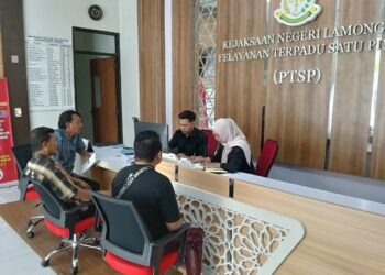 Harus Bayar Rp.800 Ribu Untuk PTSL, Warga Sugihwaras Lamongan Lapor Kejaksaan