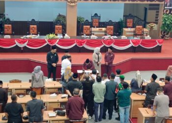 Penyampaian Fraksi DPRD Kabupaten Mojokerto Saat Rapat Paripurna Terhadap Raperda dan LKPJ Bupati