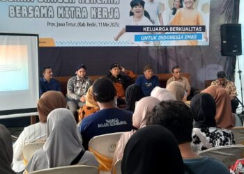 Sosialisasi KIE Program Bangga Kencana dan PPS Oleh Mitra Kerja DPR RI NURHADI. S.Pd. M.H.