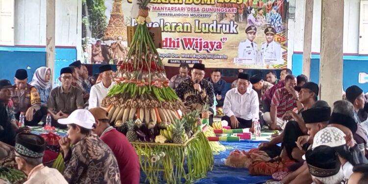 Gelar Budaya Sedekah Bumi Desa Gunungsari, Dawarblandong, Mojokerto