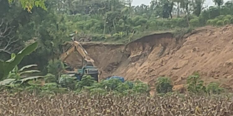 Diduga Ilegal, Tambang Pasir Silika di Tambakboyo Tuban Kebal Hukum?