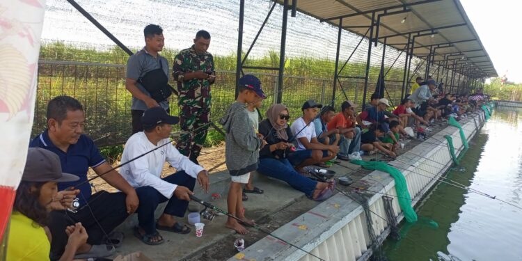 Pemerintah Desa Brangkal Gelar Lomba Mancing Viral Meriahkan HUT RI ke-80