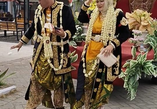 Peringati HUT RI ke-80, Warga Pohjejer Ikuti Karnaval