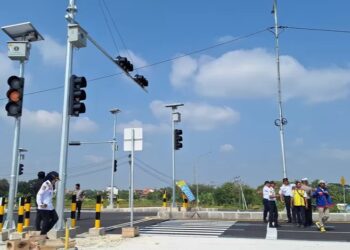 Sebelum Dibuka 17 Agustus, JLU  Diuji Coba BBPJN – Dishub dan Satlantas Polres Lamongan Periksa APILL