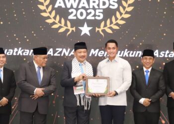 Mas Lindra Terima Penghargaan Dari Baznas RI