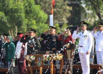 Pimpin Upacara HUT RI ke-80, Ini Pesan Bupati Tuban Sekaligus Beri Apresiasi Paskibraka