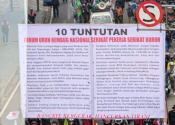 10 Tuntutan Buruh Menggema di Jalanan: “Bangkit, Bergerak, Hancurkan Tirani!”