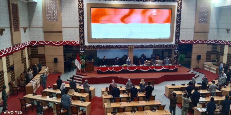 Semua Fraksi DPRD Kabupaten Mojokerto Menyetujui Dua Raperda Tahun 2026