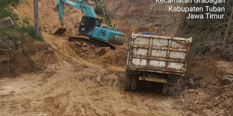 Pengerukan Pasir Kwarsa, di Tuban, Semakin Merajalela,