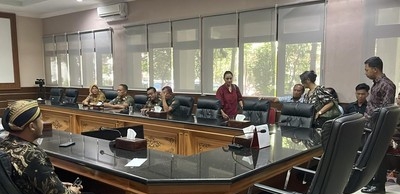 Dialog Dua Klaim Takhta Keraton Solo Mengemuka, Balai Kota Jadi Ruang Netral